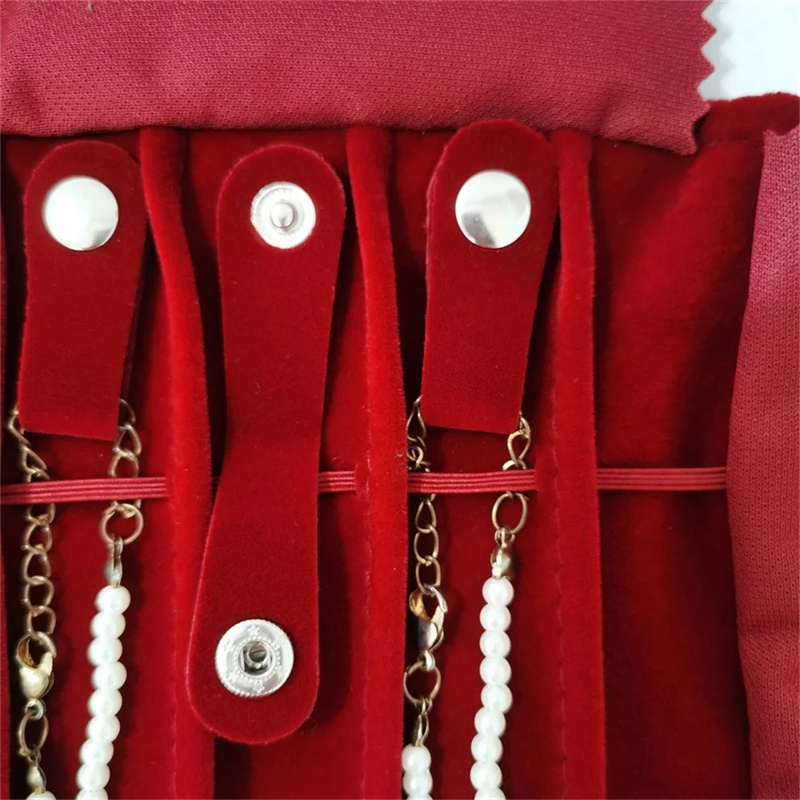 Burgunderroter Samt-Schmuckrol – Velvet Ribbon Roll Bewertung und Preis